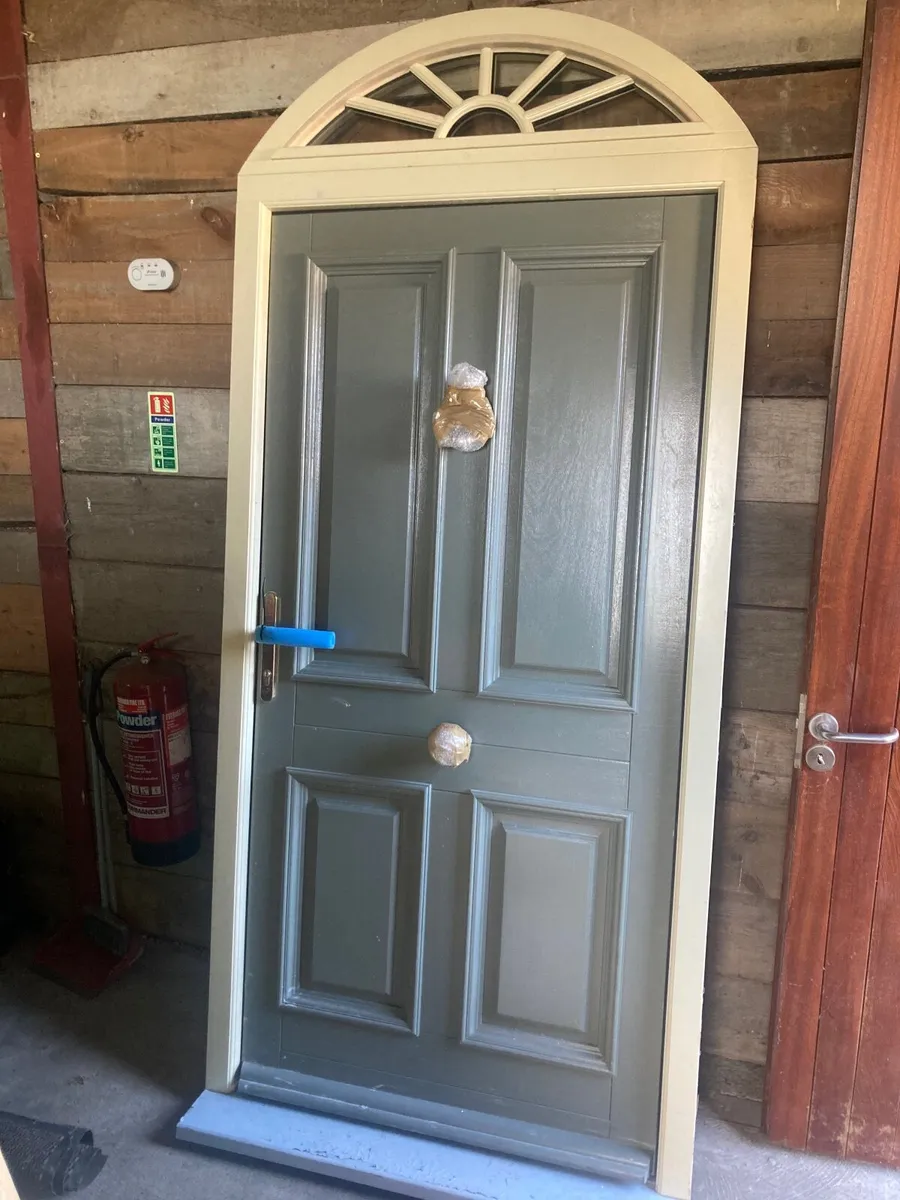 Door - Image 2