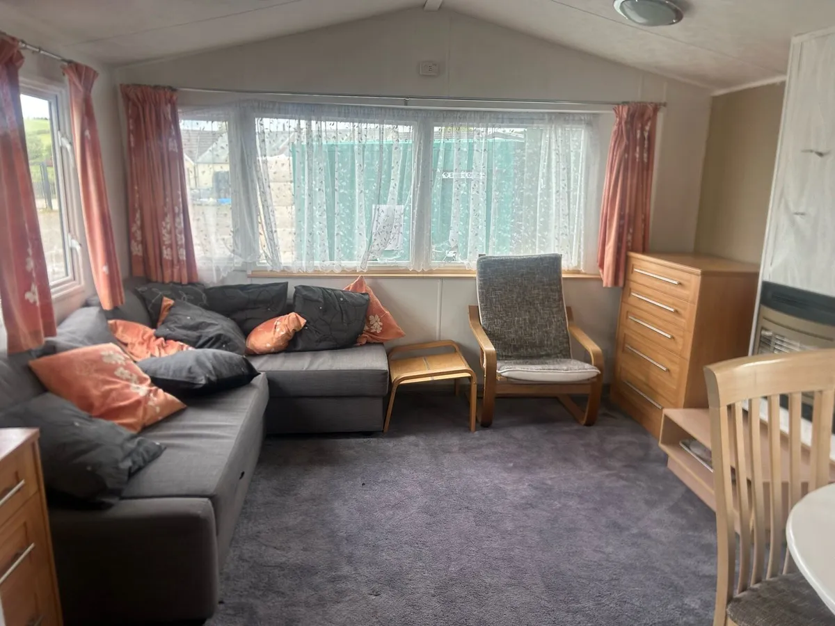 2011 Willerby salsa 36x12x2 bed dg ch of park - Image 2