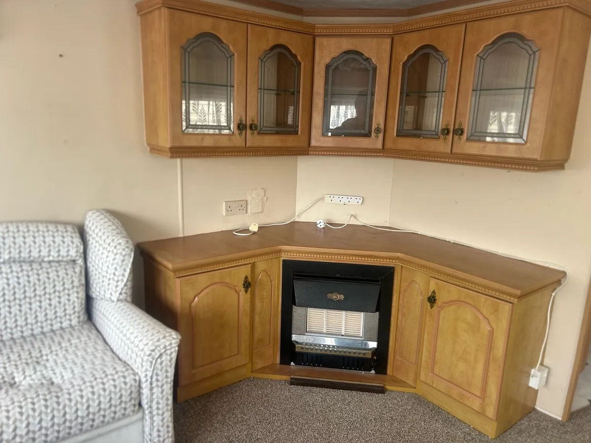 Willerby Granada 36x12x2 bed double glazed - Image 3