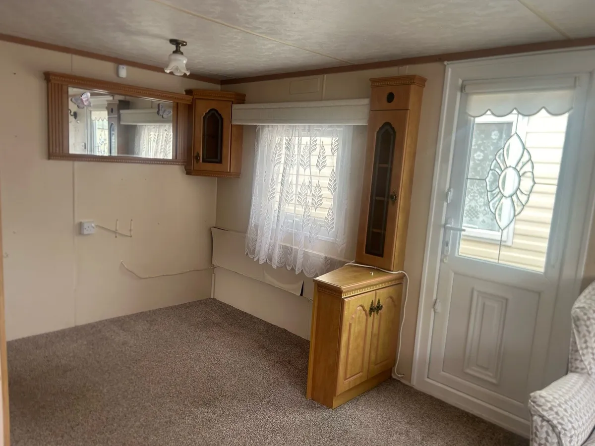 Willerby Granada 36x12x2 bed double glazed - Image 4