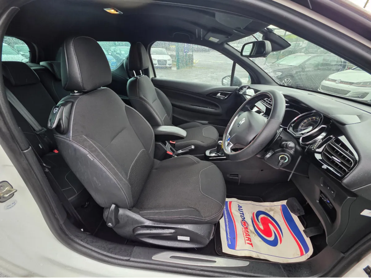 Citroen DS 3 1.2 AUTOMATIC LIMITED EDITION ALLOYS - Image 4