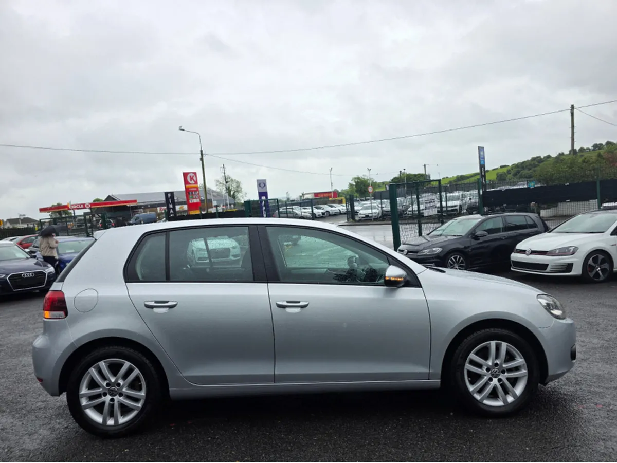 Volkswagen Golf 1.4 TSI HI LINE - BLUETOOTH ANDROI - Image 4