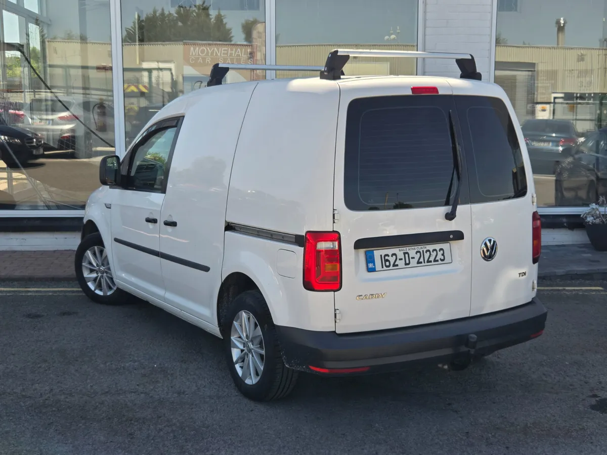 Volkswagen Caddy 2016 - Image 2