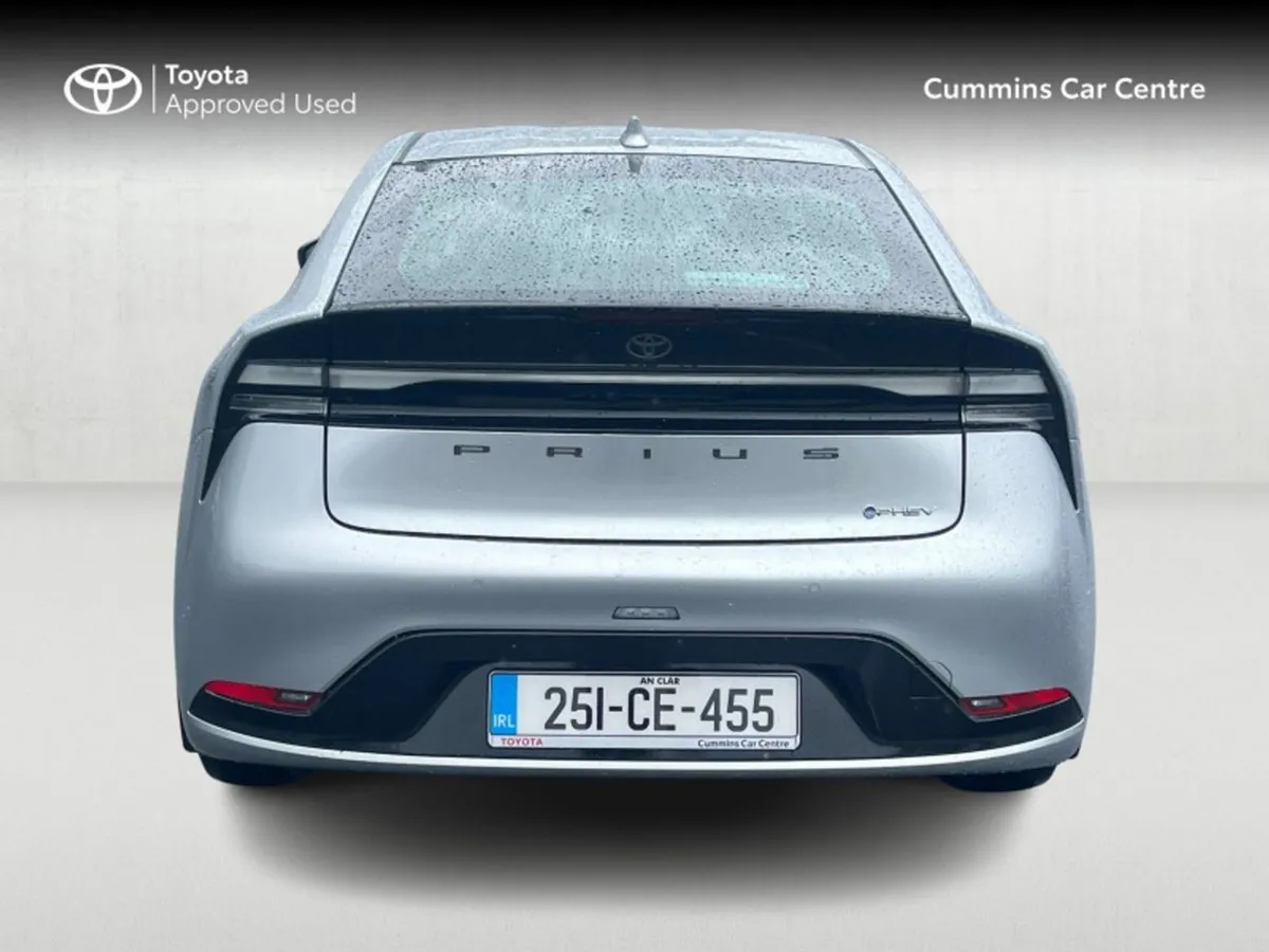 Toyota Prius Prius Plug-in Hybrid - Image 4