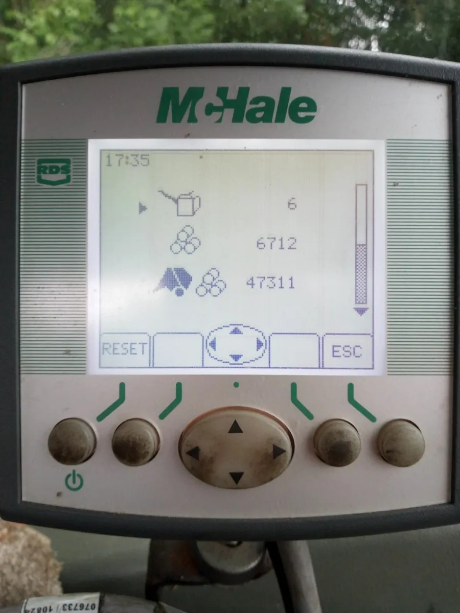 2015 McHale F5500 Baler - Image 3