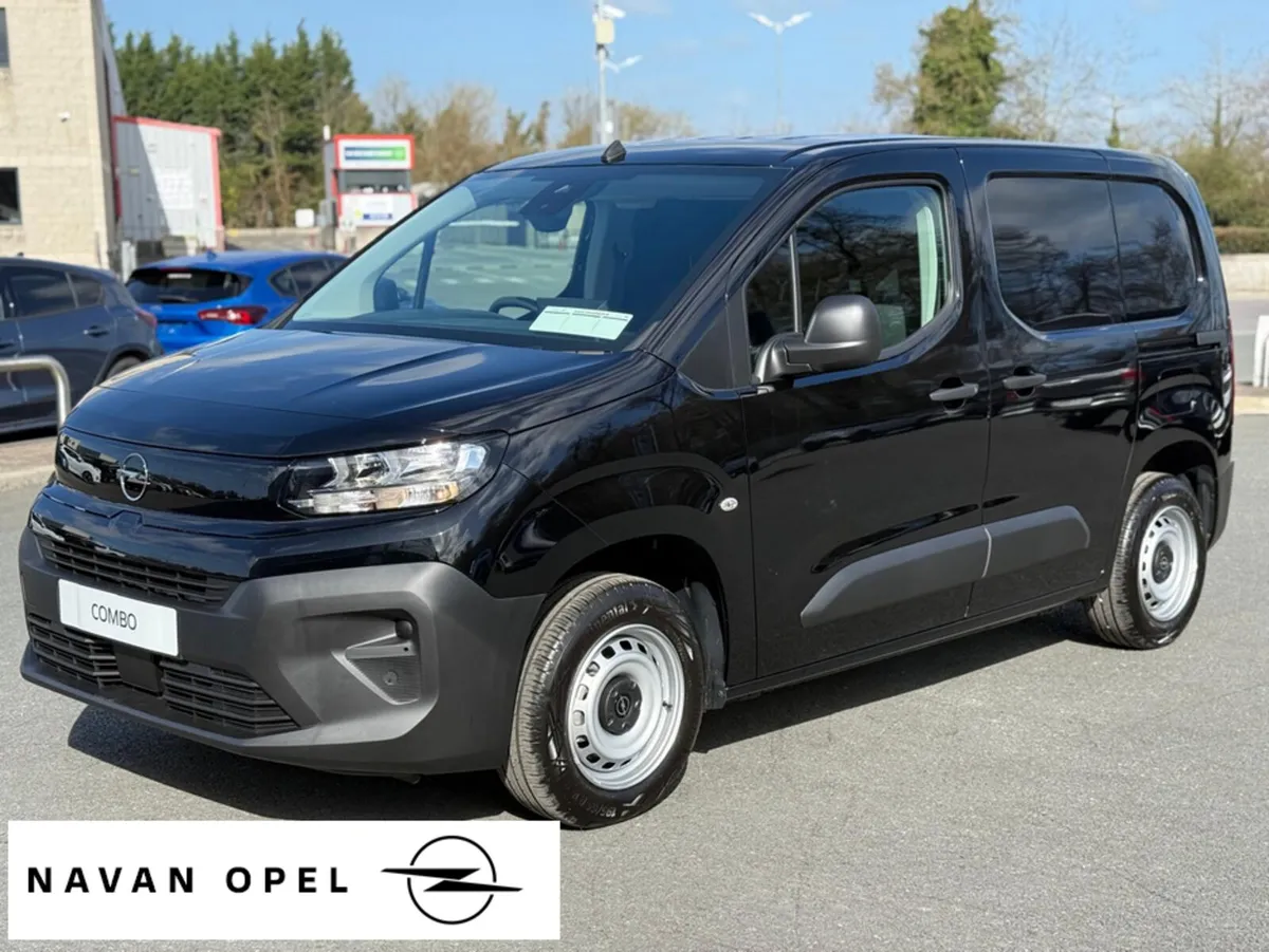 Opel Combo Komfort SWB 1.5 TD 100Ps - Image 3