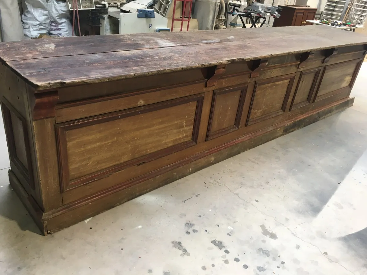 Antique counter - Image 1