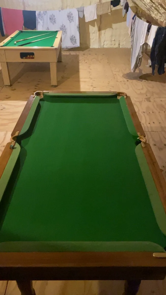 Pool table - Image 2