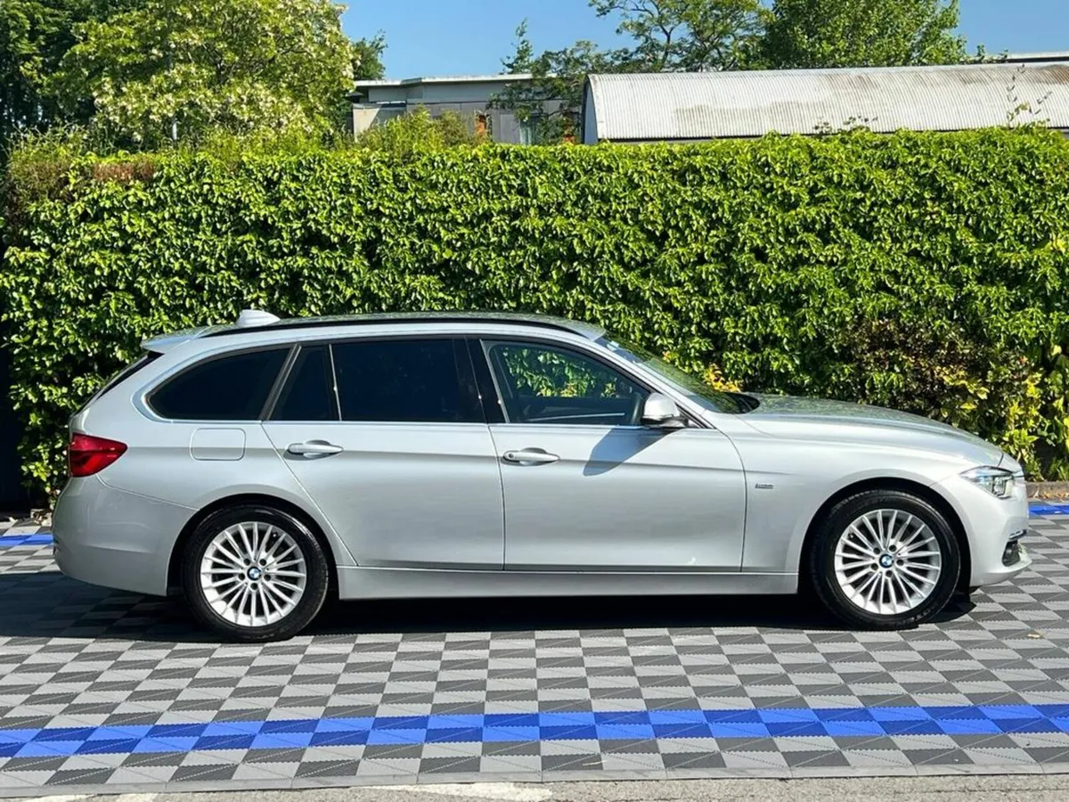 BMW 3-Series 320d LUXURY-LINE TOURING // FULL SERV - Image 2