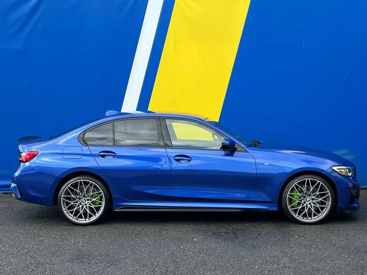 BMW 3-Series 330e M-SPORT COMPETITION PACK 2.0 HYB - Image 2