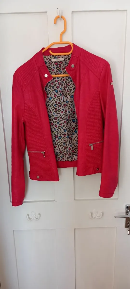 Shoes & jacket - Image 2