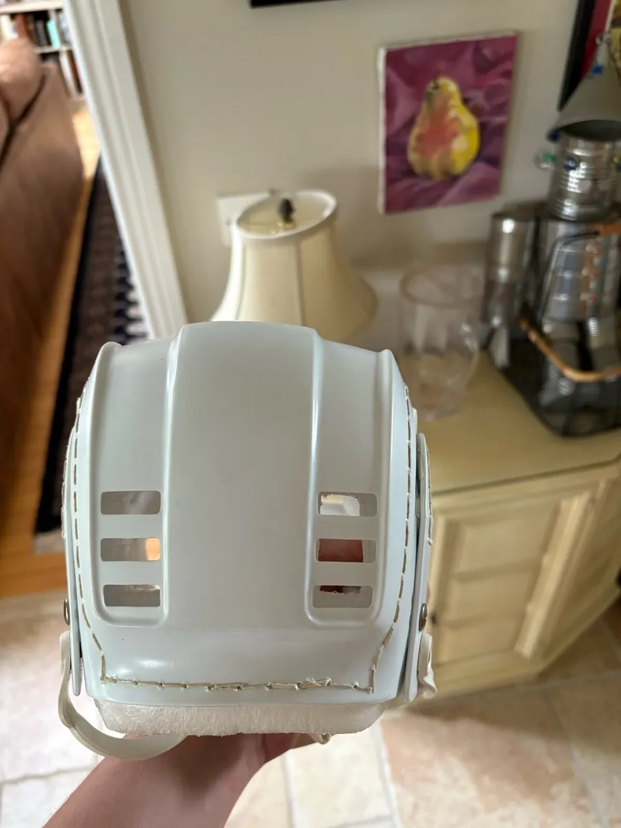 Oldystyle Helmet - Image 3