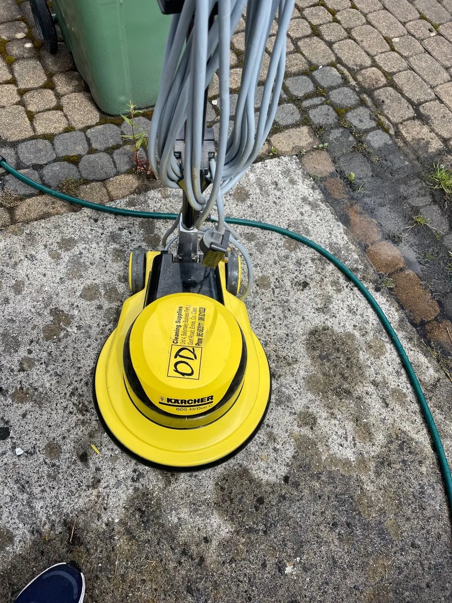 Floor polisher practically new - Image 2
