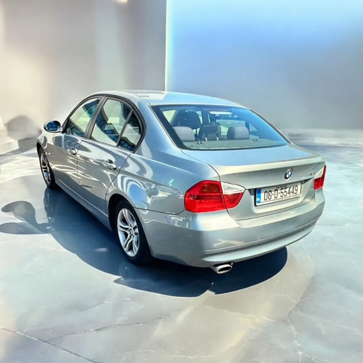 BMW 3-Series 316i ES Automatic only 82,460 miles - Image 2