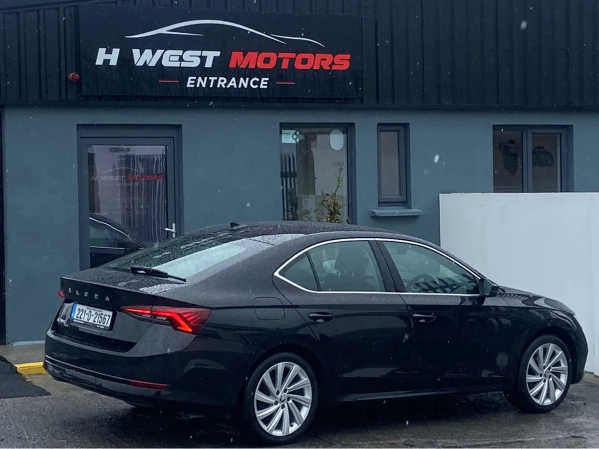 Skoda Octavia Style 2.0 TDI 150HP 5DR - Image 3