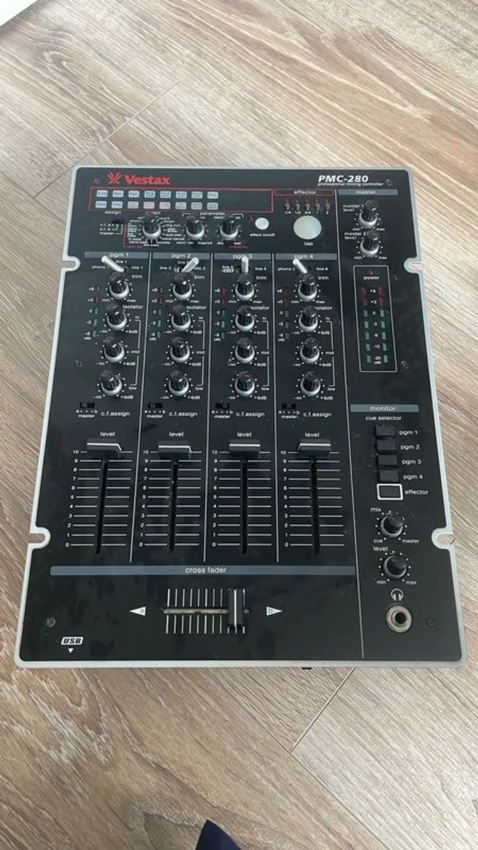 Dj gear - Image 4