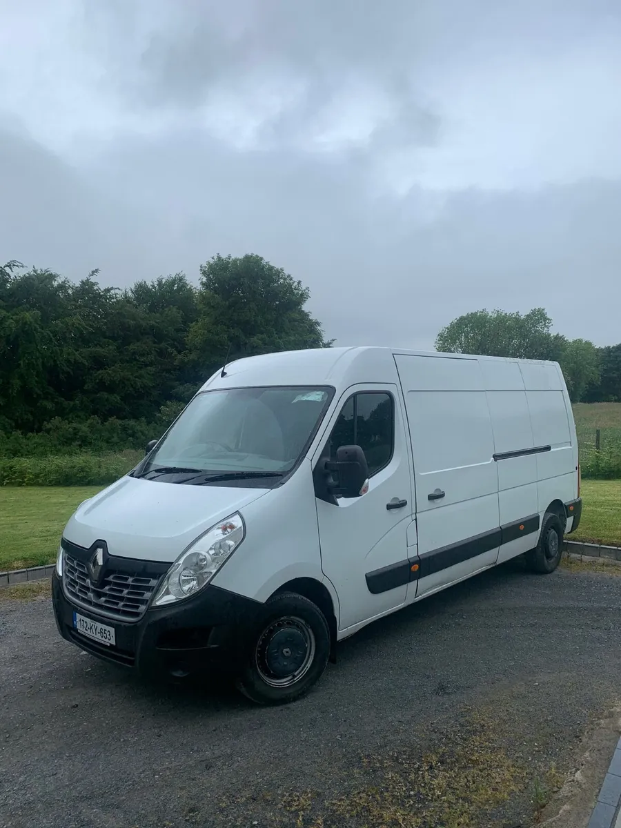 Renault Master 2017 - Image 1