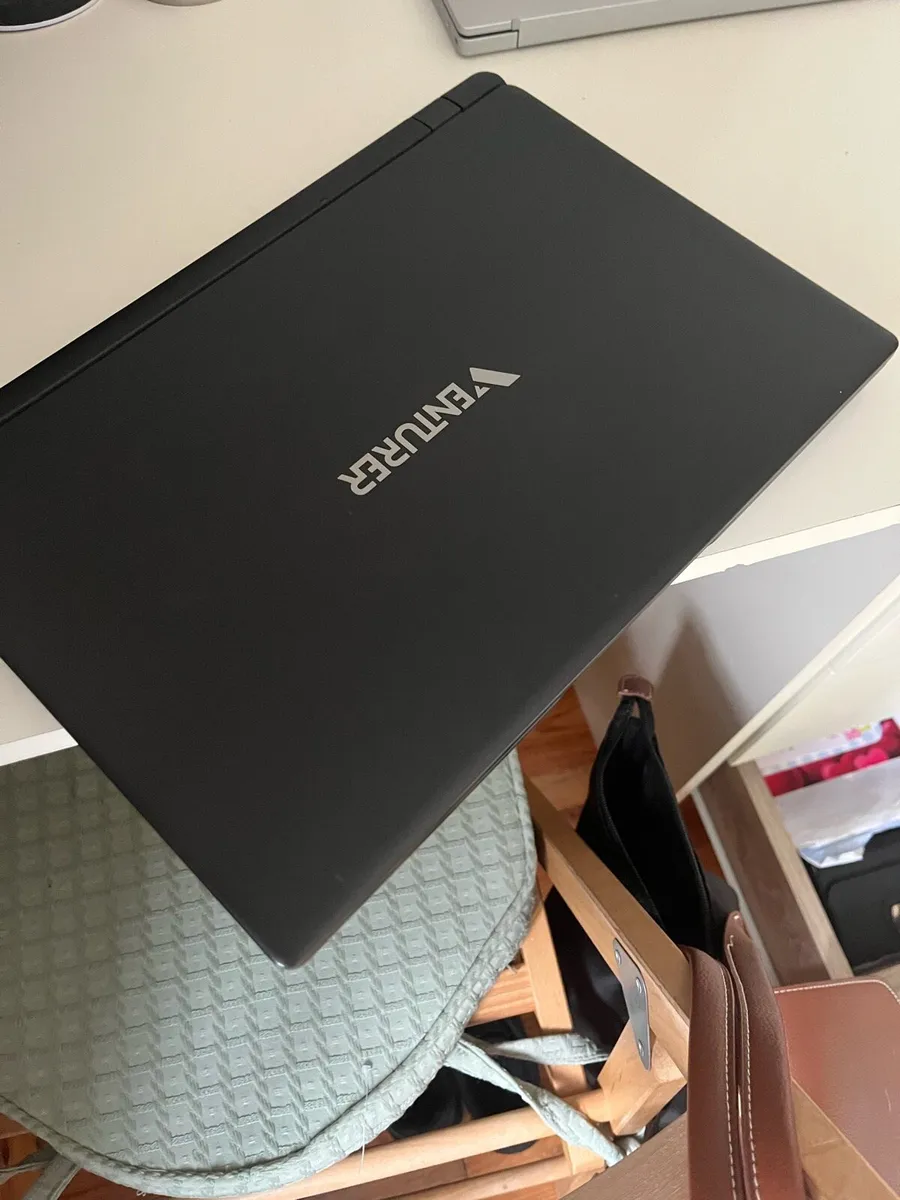Venturer laptop - Image 1