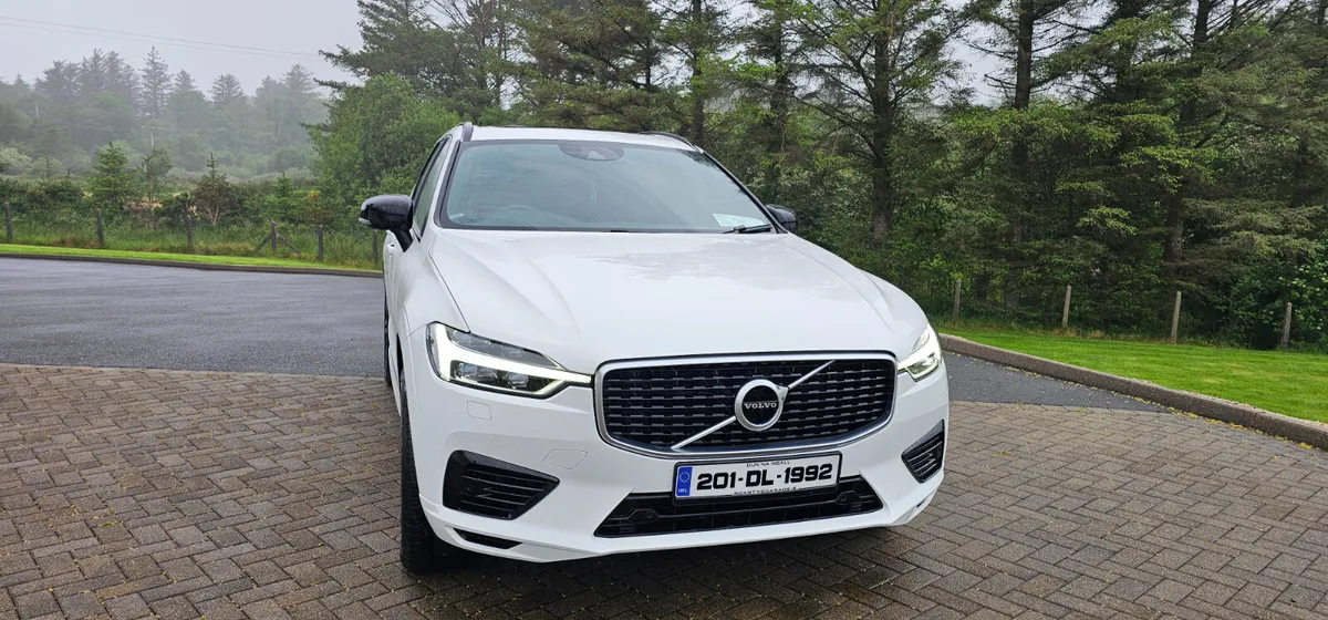 Volvo XC60 T8 (390hp) PHEV R-Design Auto AWD 2020 - Image 1