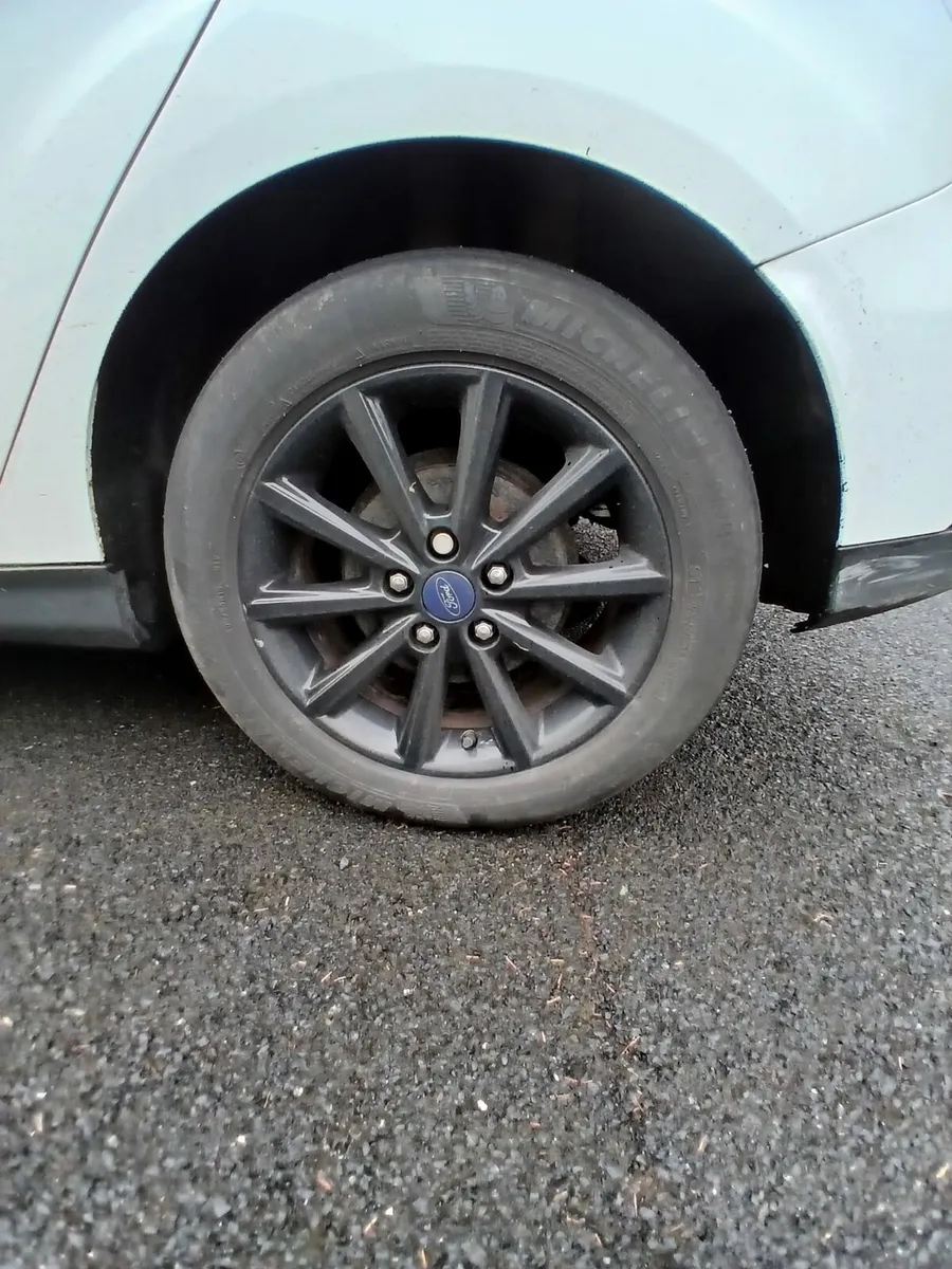 Ford - Image 2
