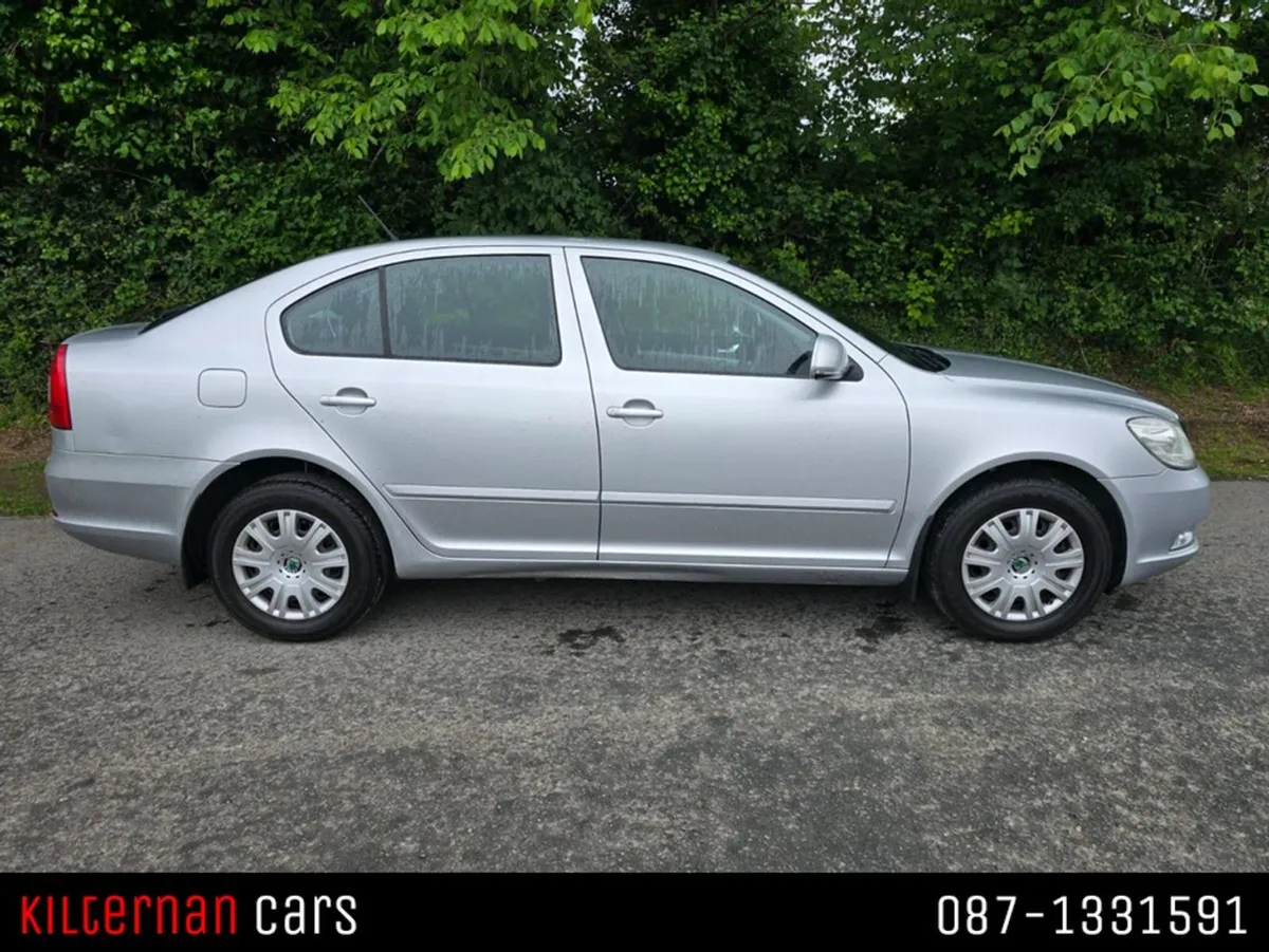 Skoda Octavia Ambiente 1.2 TSI 10 105HP 4DR - Image 3