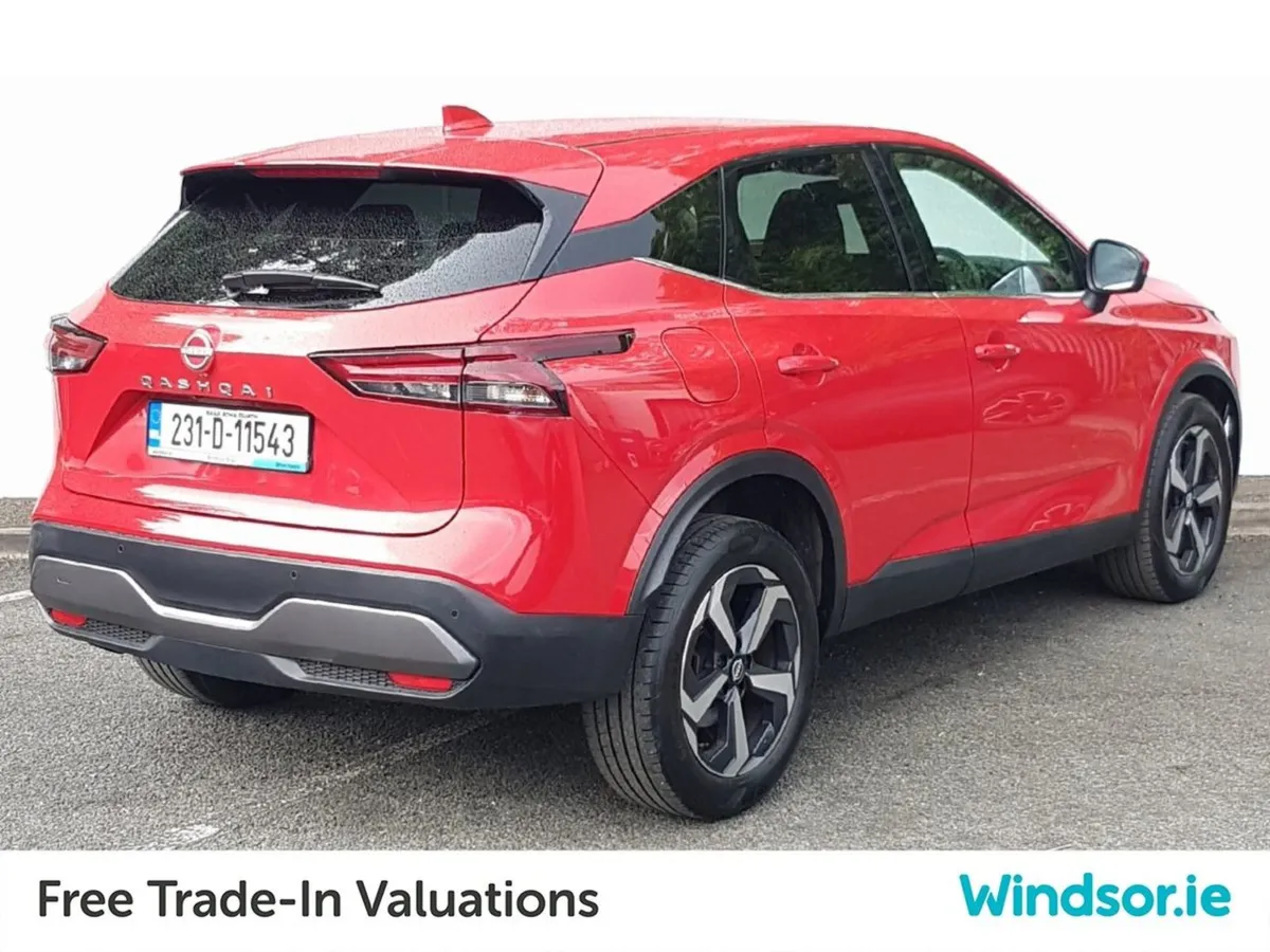 Nissan QASHQAI 1.3 PET Mild Hybrid SV Premium - Image 3