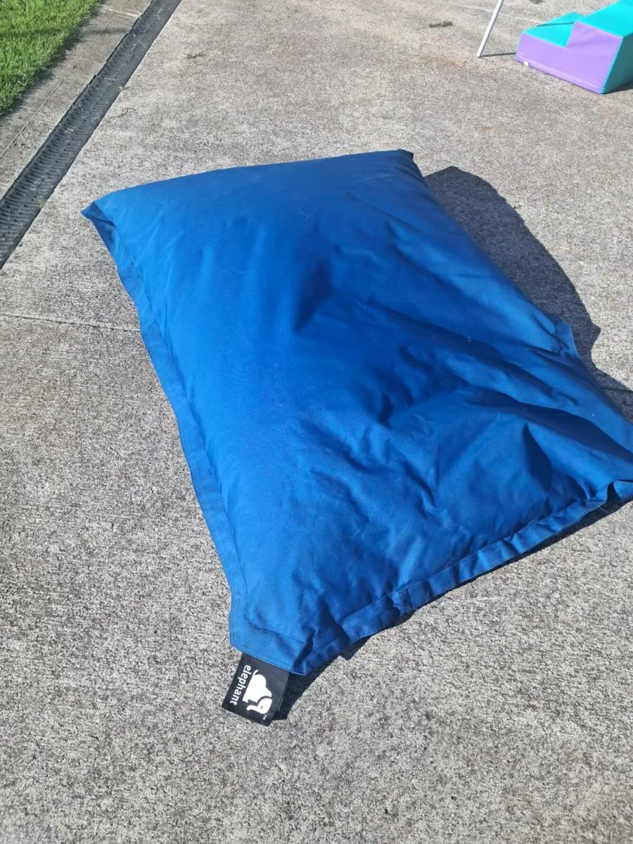 Junior elephant beanbag - Image 1