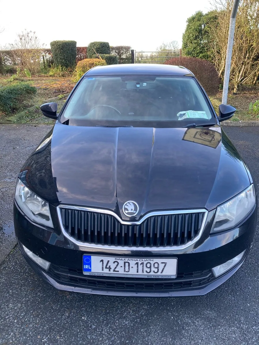 Car - Image 1