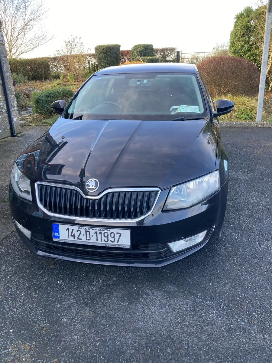Car - Image 2