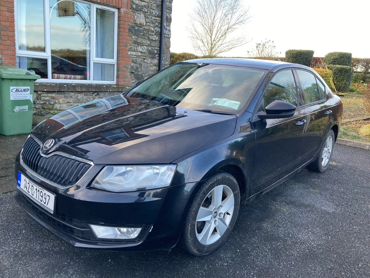 Car - Image 4
