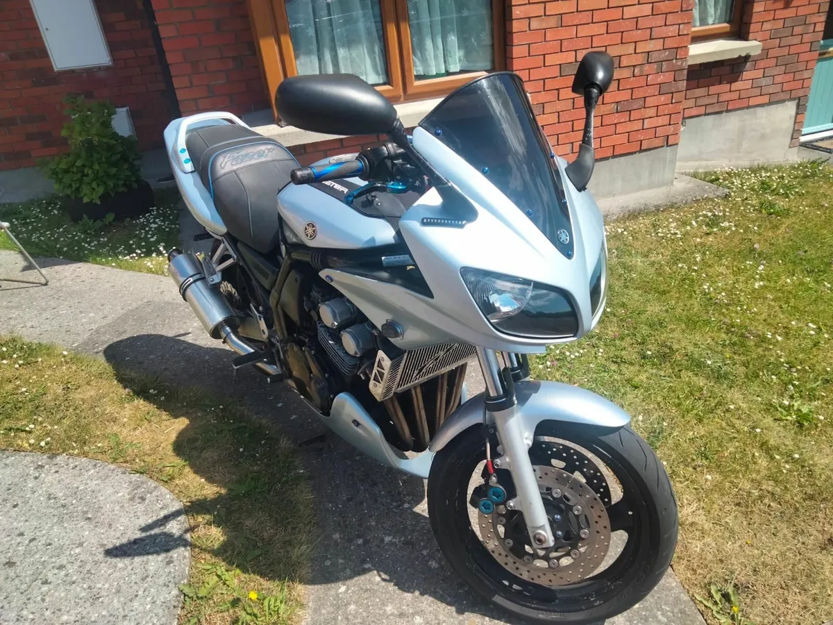 FZ600S YAMAHA Fazer 2002 - Image 3