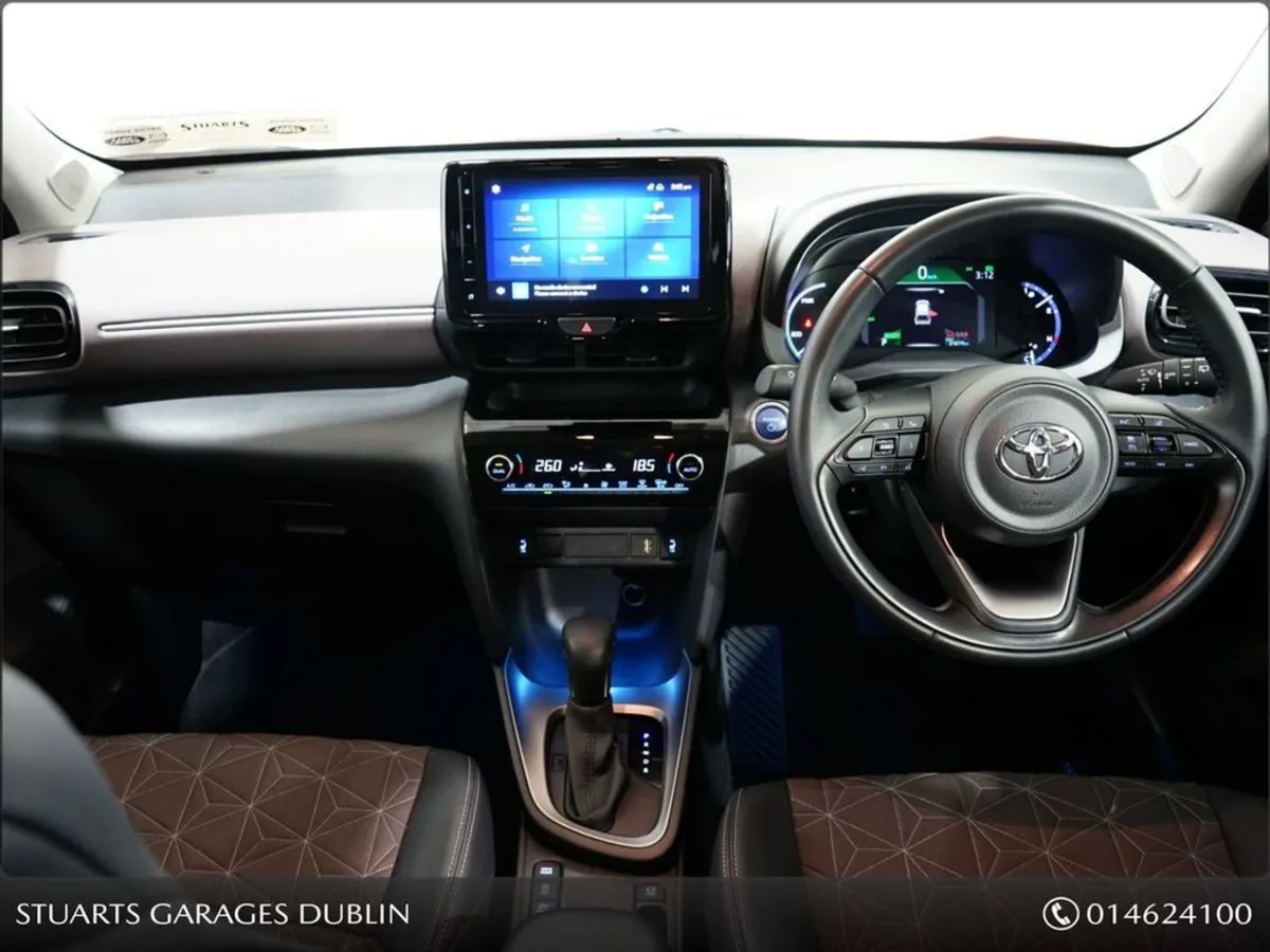 Toyota Yaris Cross CR Cross SOL 4DR Auto - Image 4