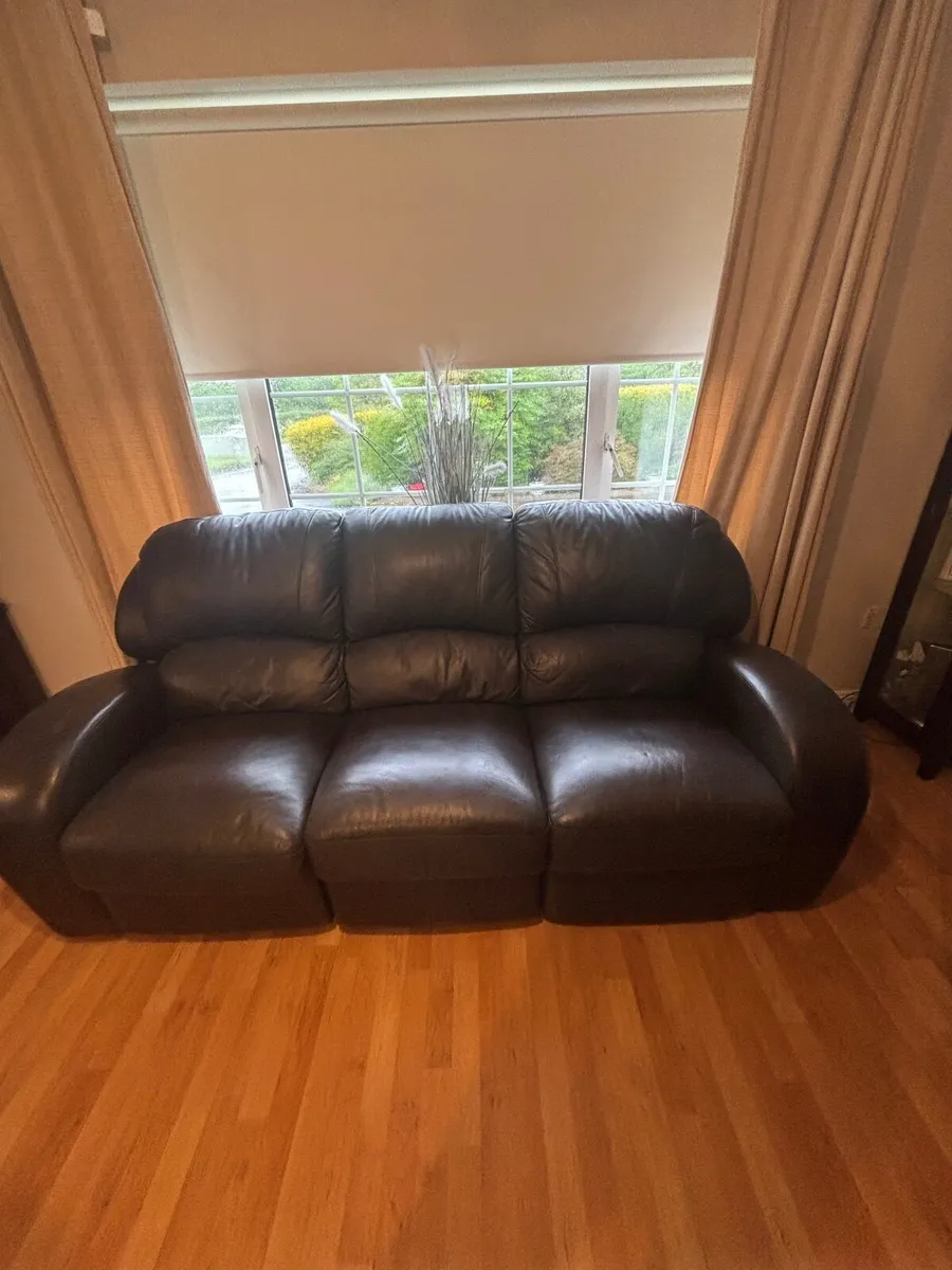 Couch - Image 1