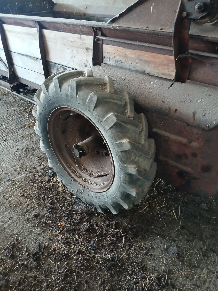 Vintage Dung Spreader - Image 4