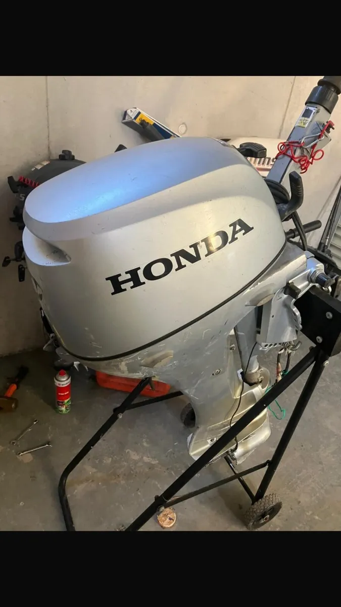 20hp Honda and 15hp mariner - Image 1