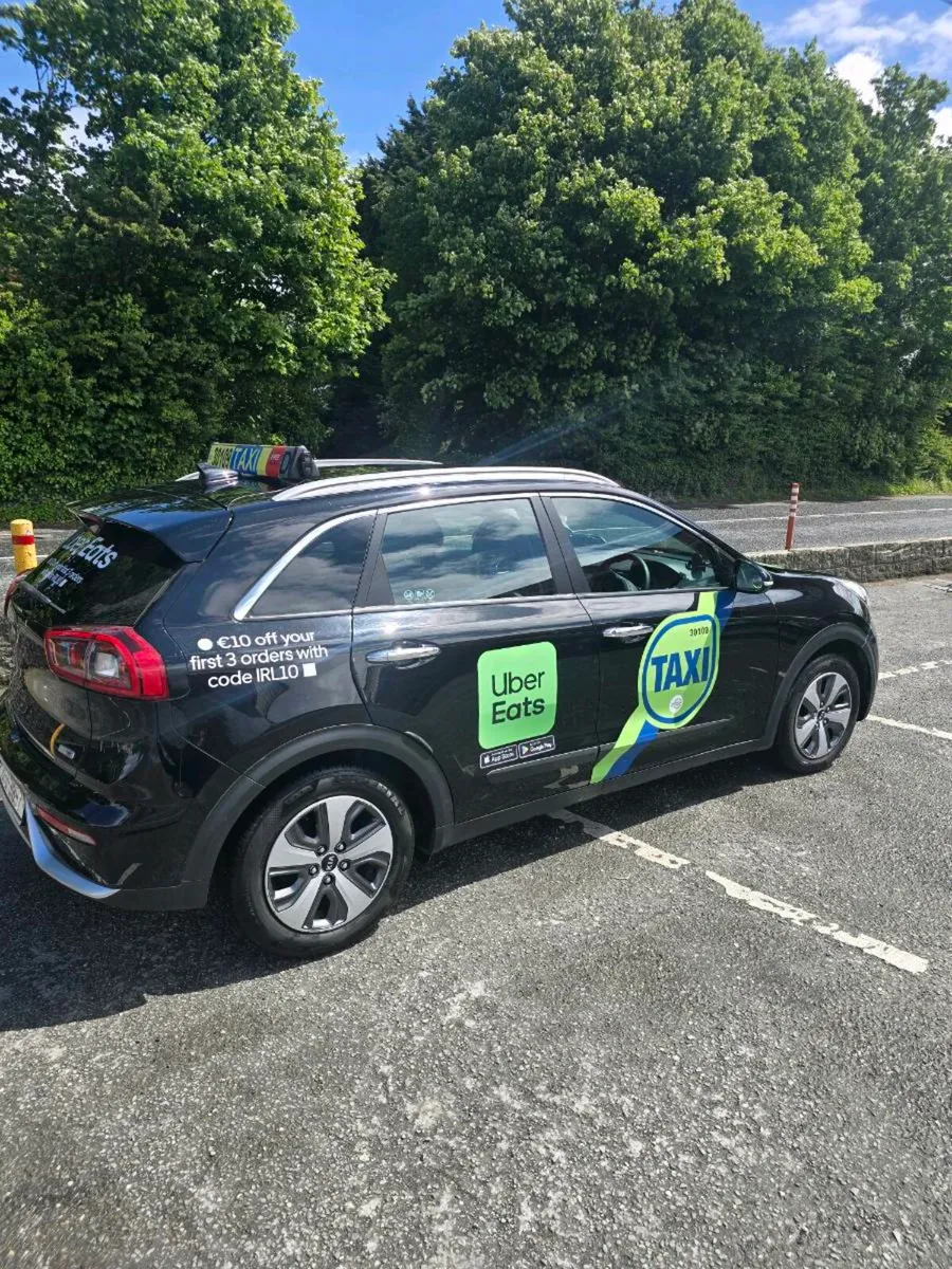Kia Niro 1.6 Hybrid Ready Taxi - Image 1