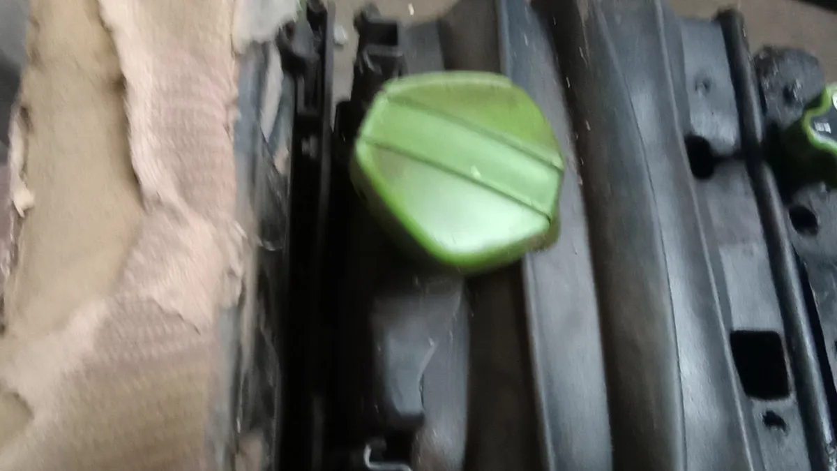John Deere Grammer Seat - Image 4