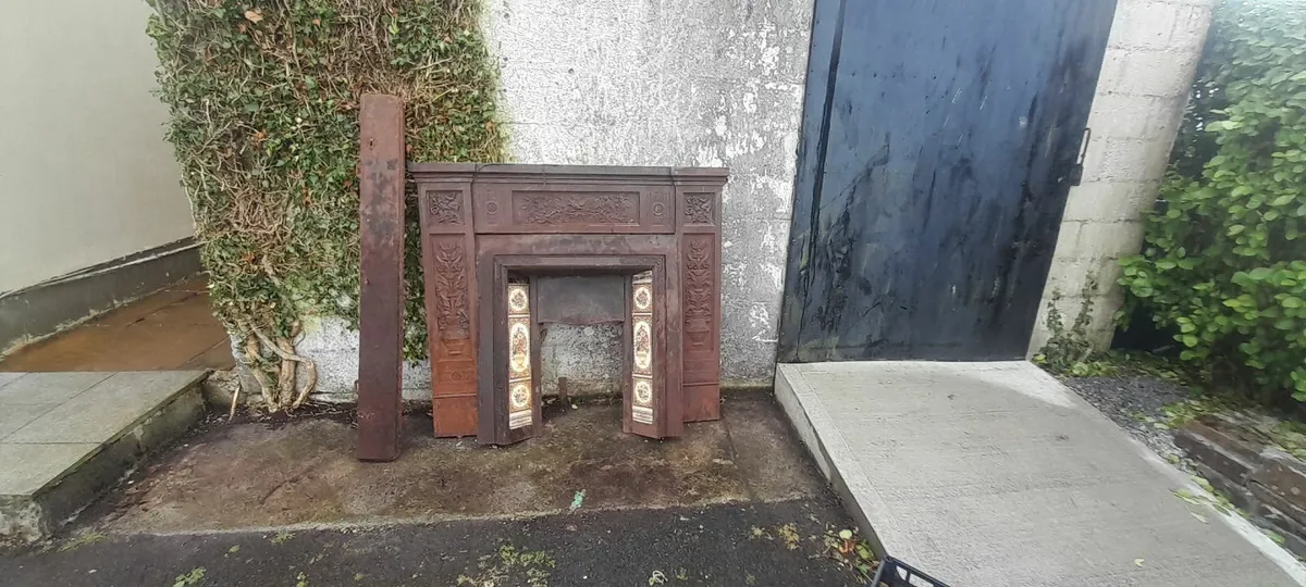Cast iron fireplace - Image 2