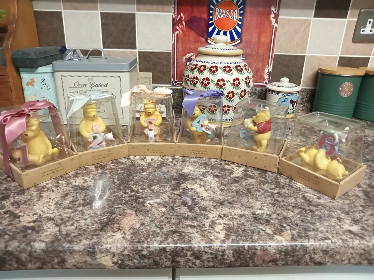 Winnie the Pooh birthday keepsakes - Image 1