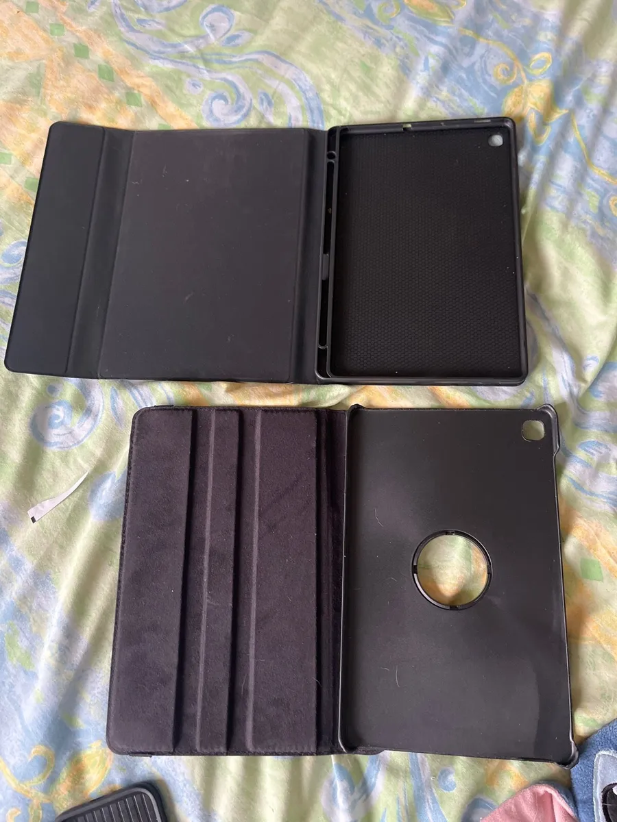 Samsung Tab s6 lite with Spen+cases - Image 4