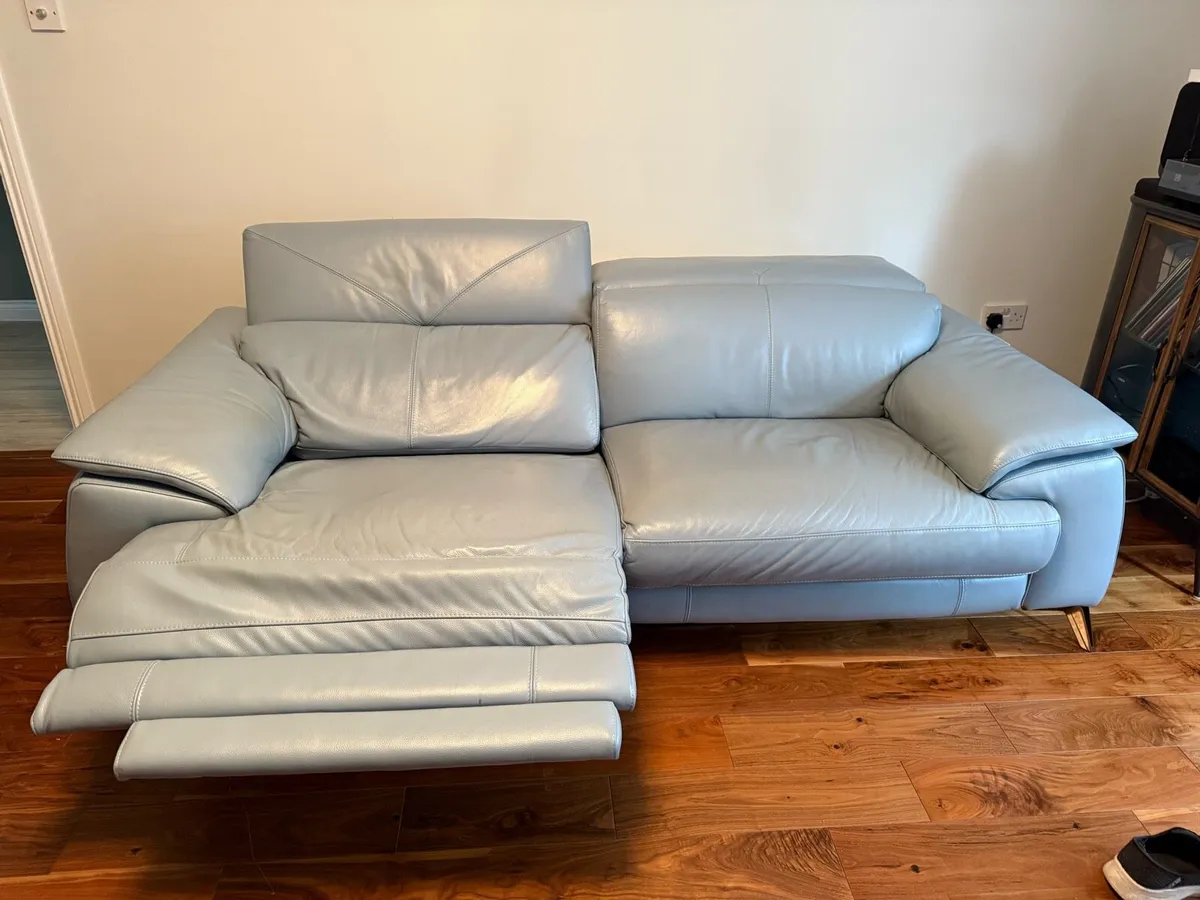 Leather Couch recliner - Image 3