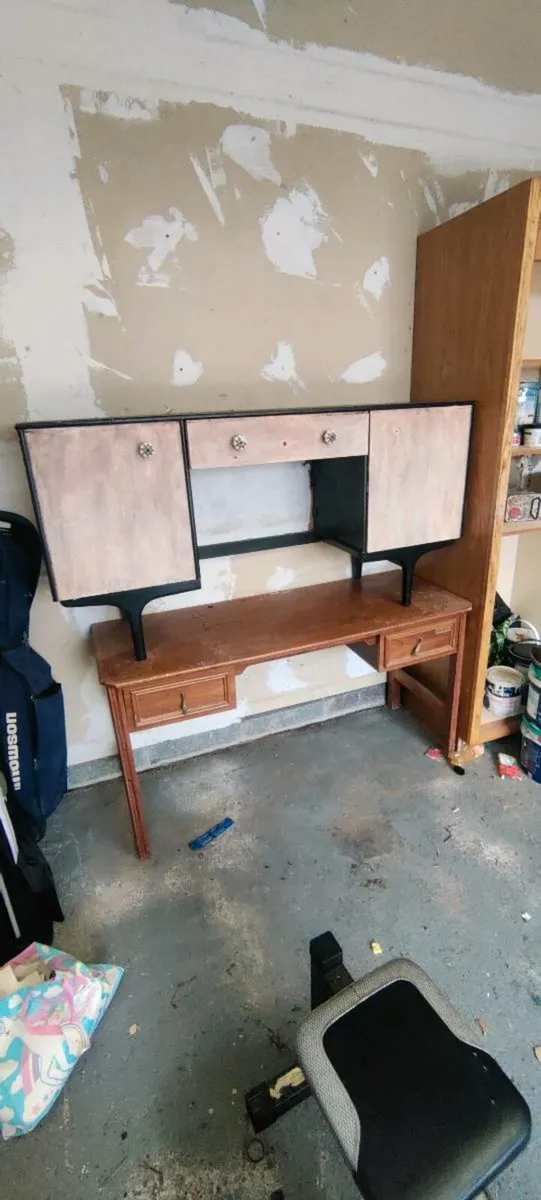 Desks for sale - Image 3