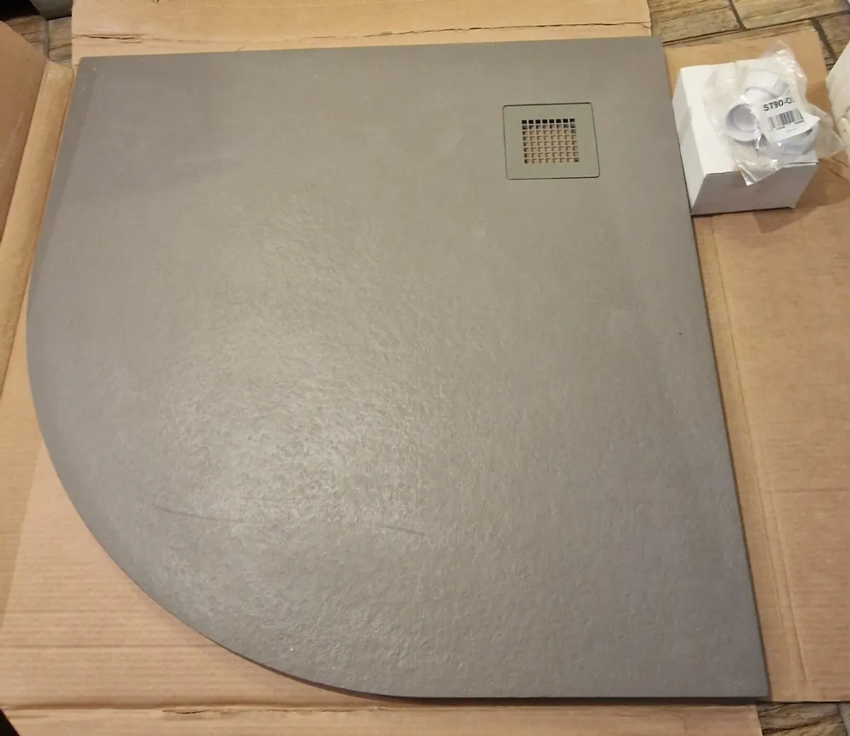 900 Quadrant Slate Shower Tray - Image 3