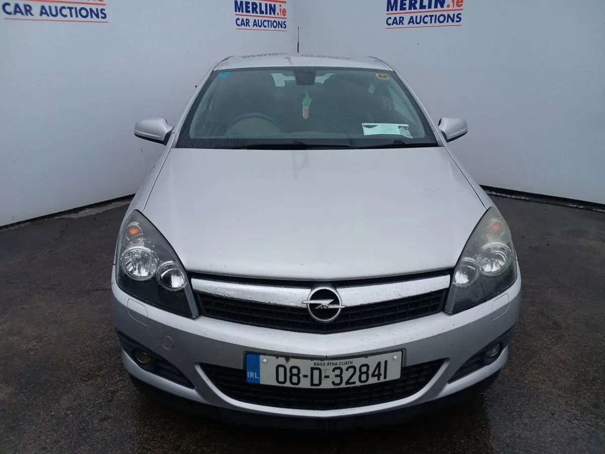 Opel Astra Sport Design 1.4i - Image 2