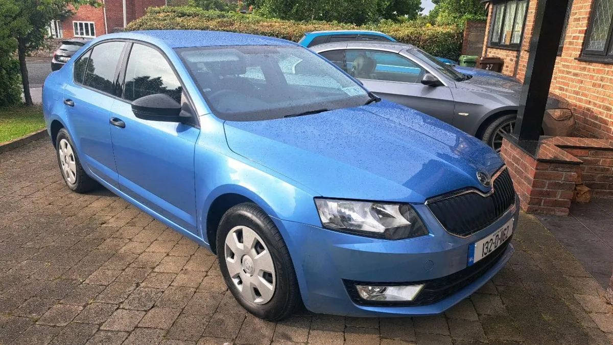 SKODA OCTAVIA 1.2 TSI 5DR 2013 ONLY 134000 KLMS - Image 1