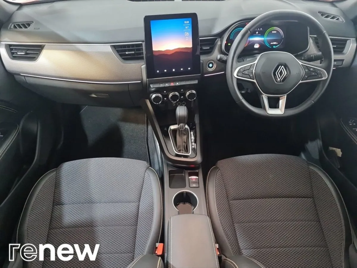 Renault Arkana E-tech Hybrid 145 Auto Techno - Image 2