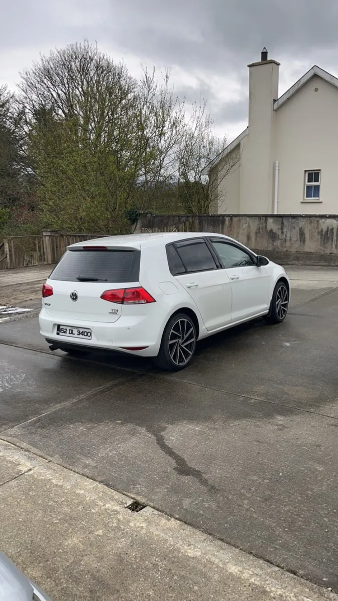 152 Volkswagen Golf 1.6 tdi 110 - Image 1