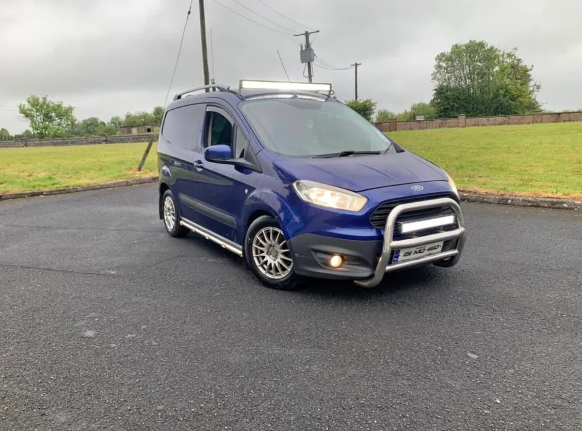 Transit courier - Image 1