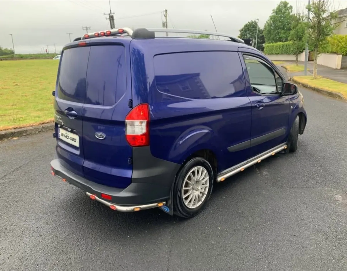 Transit courier - Image 4