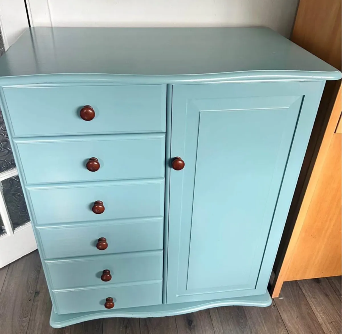 Kids wardrobe